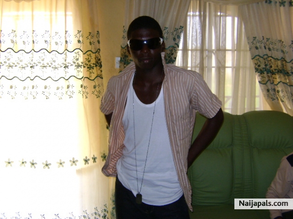jst meee - click for next photo