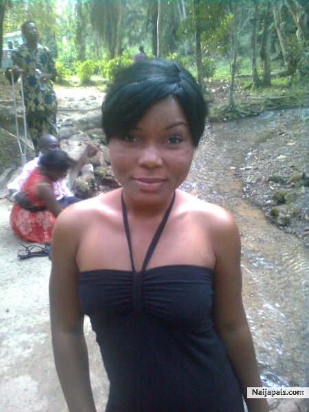 Im a funloving n interesting person....guess im just me!! - click for next photo