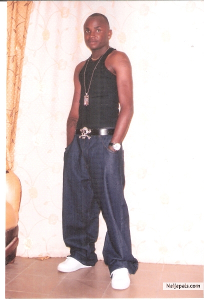 kiss from nigeriaboy - click for next photo