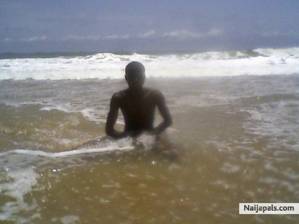  - click for next photo