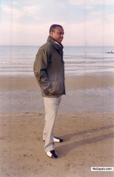  - click for next photo