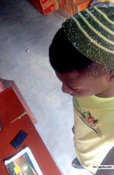  - click for next photo