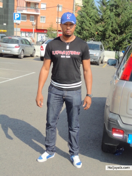  - click for next photo