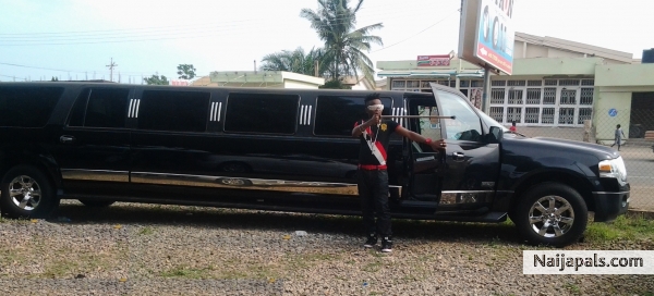 Monster Limo - click for next photo