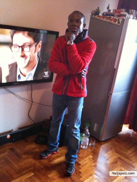  - click for next photo