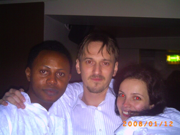  - click for next photo