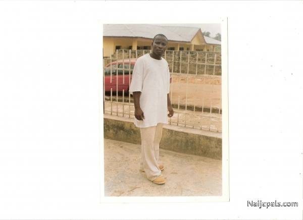  - click for next photo