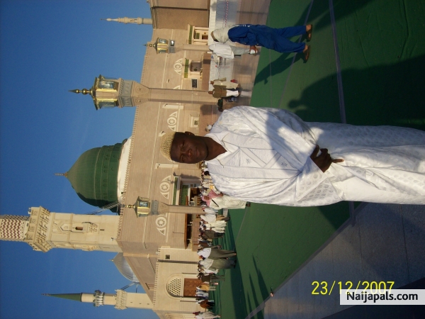  - click for next photo