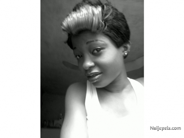 fine gurl - click for next photo