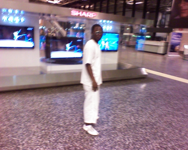 ERNEST (a.k.a.) LIVIN4LAIF - click for next photo