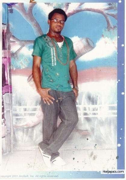 mic - click for next photo