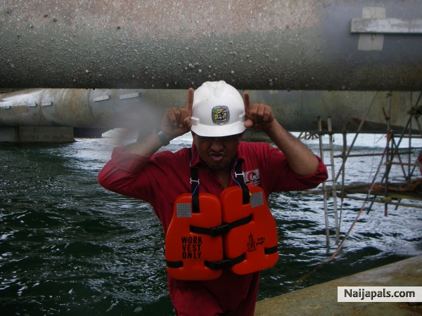 No viking chk chk u at work.chrg!!!!! - click for next photo