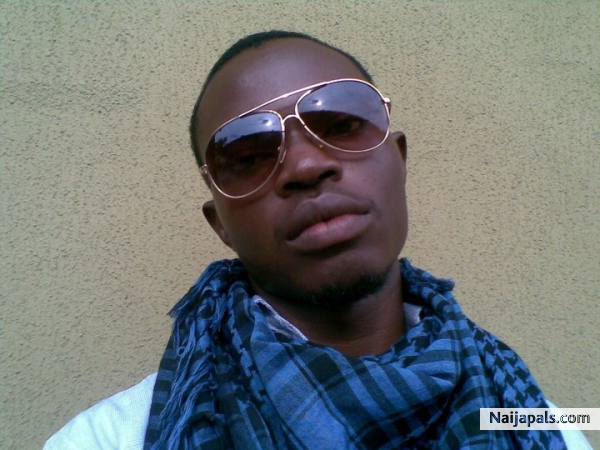 PROMISE O' NALI. intense swagg! - click for next photo