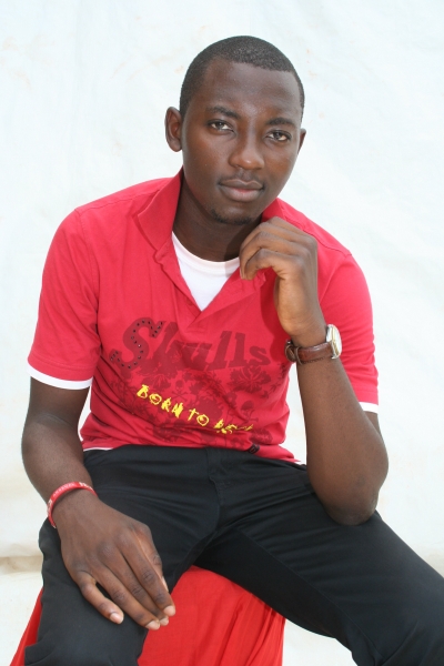L-MYDE - click for next photo