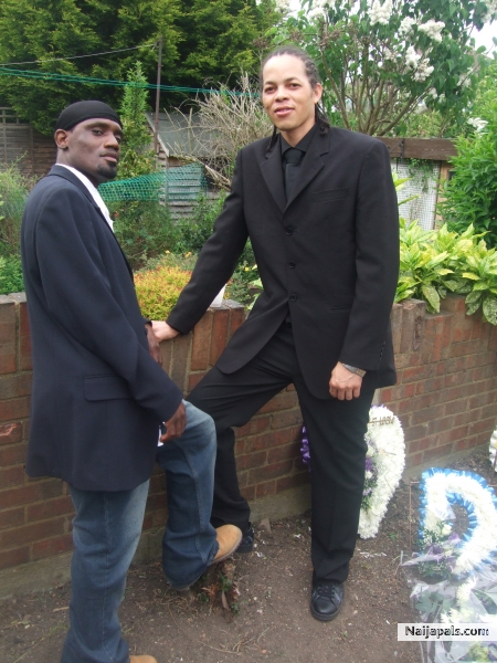 at his dad funeral - click for next photo