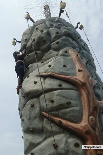 climbing in abj - click for next photo