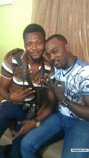 Pasuma n Nifemi @ work - click for next photo
