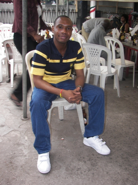  - click for next photo