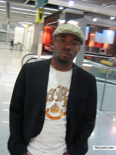  - click for next photo