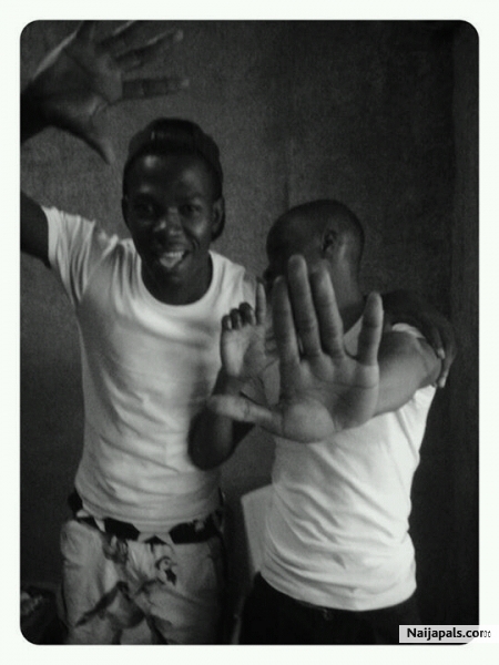 chrizblingz and G blizz on studio - click for next photo