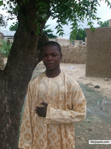 SALIM ABUBAKAR SADIQ - click for next photo