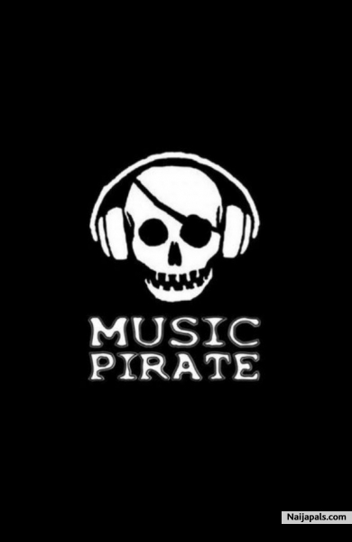 I' m music 🎷 🎷 🎧🎧🎙🎙🎙 - click for next photo
