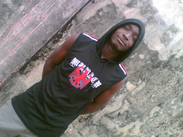 - click for next photo