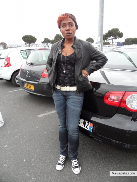 lo - click for next photo