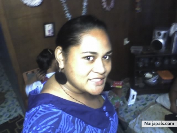 who is dis laidi...... - click for next photo