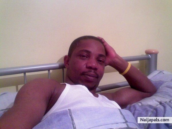 Wetin i go do now ... man no go enter bed sleep? - click for next photo