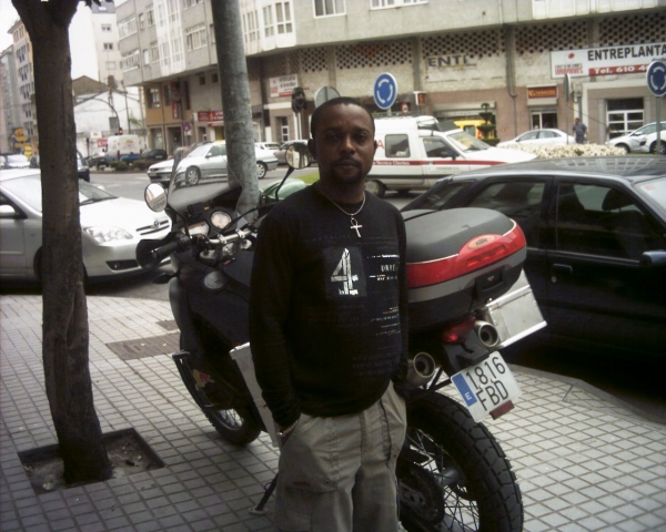  - click for next photo