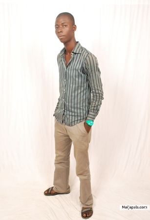  - click for next photo