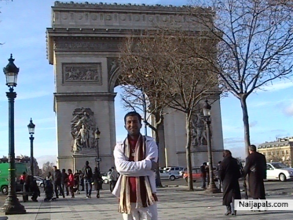  - click for next photo