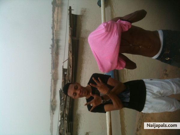  - click for next photo