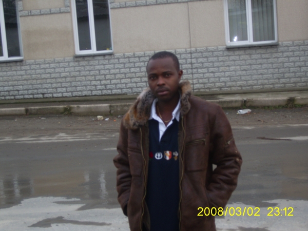  - click for next photo