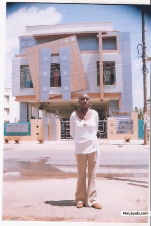  - click for next photo