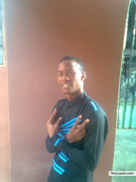 mac topa noni - click for next photo