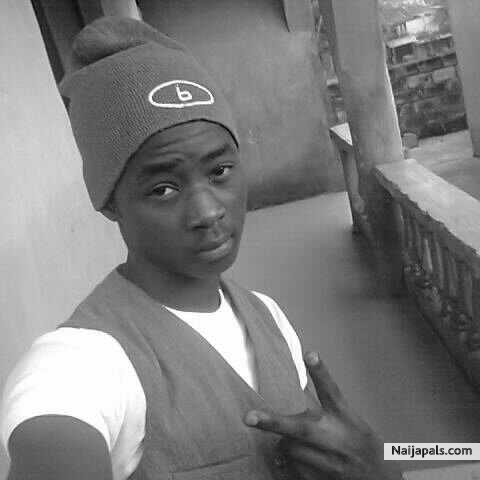 SWAGALLICIOUS - click for next photo