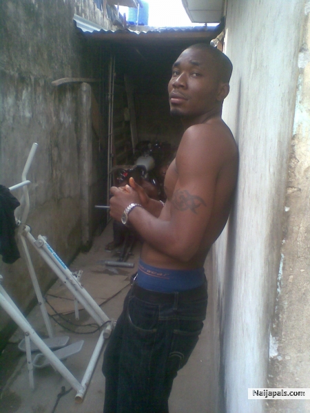  - click for next photo