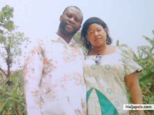 Sweetest Couple - click for next photo
