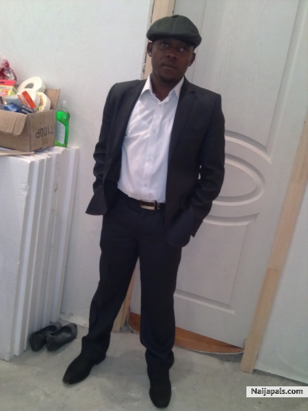  - click for next photo