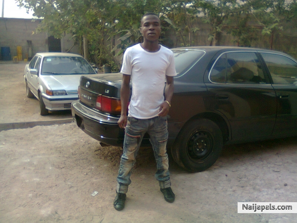  - click for next photo