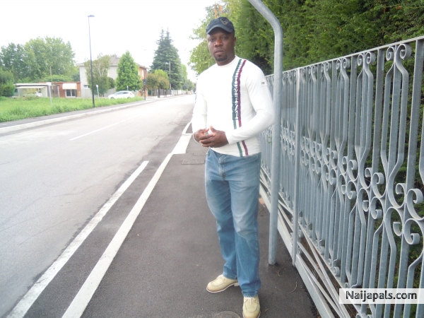 hello to my fellow nigeria - click for next photo
