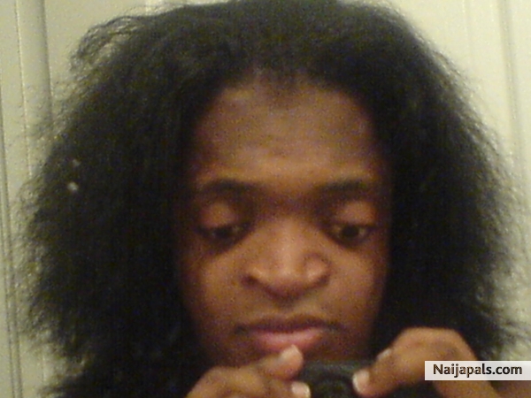Mi Pimpin Hair B4 It Gerzzed up lol - click for next photo