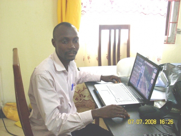  - click for next photo