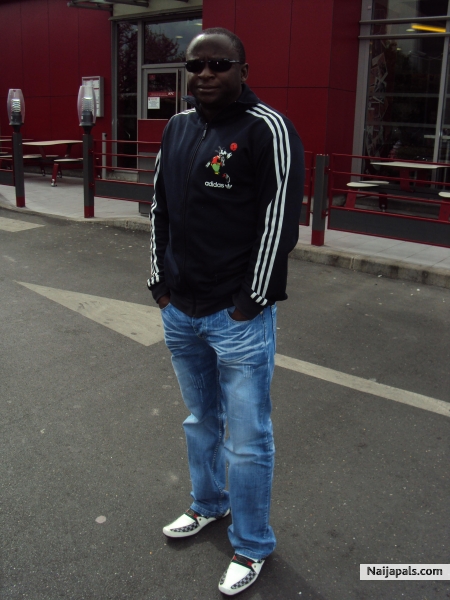  - click for next photo