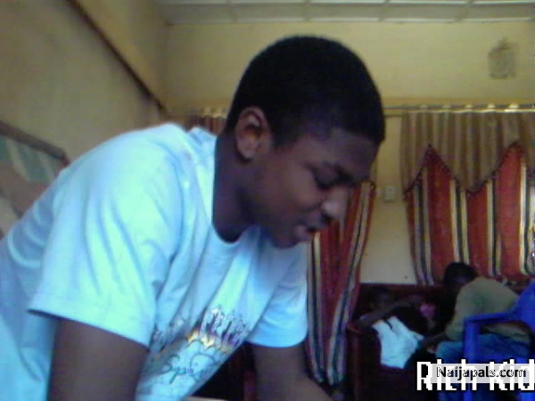  - click for next photo