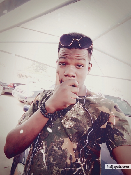 Itz Mr Psalm - click for next photo