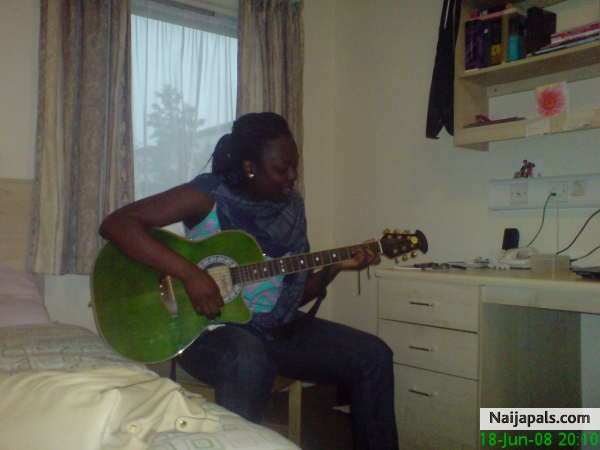 My talented friend and legal counsel, Mokesoluwa a.k.a Kesi - click for next photo