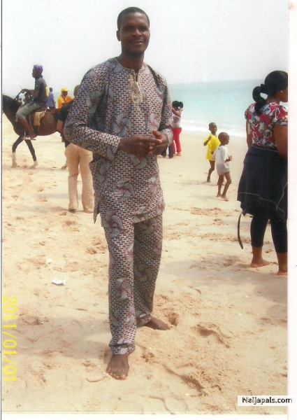  - click for next photo